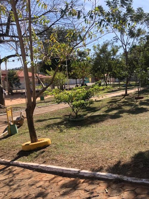 Praça do Projeto Cem 